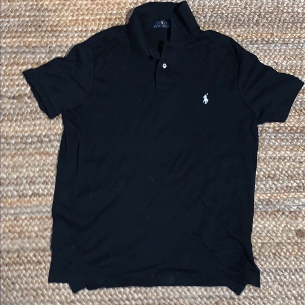 Black collard polo short-sleeved